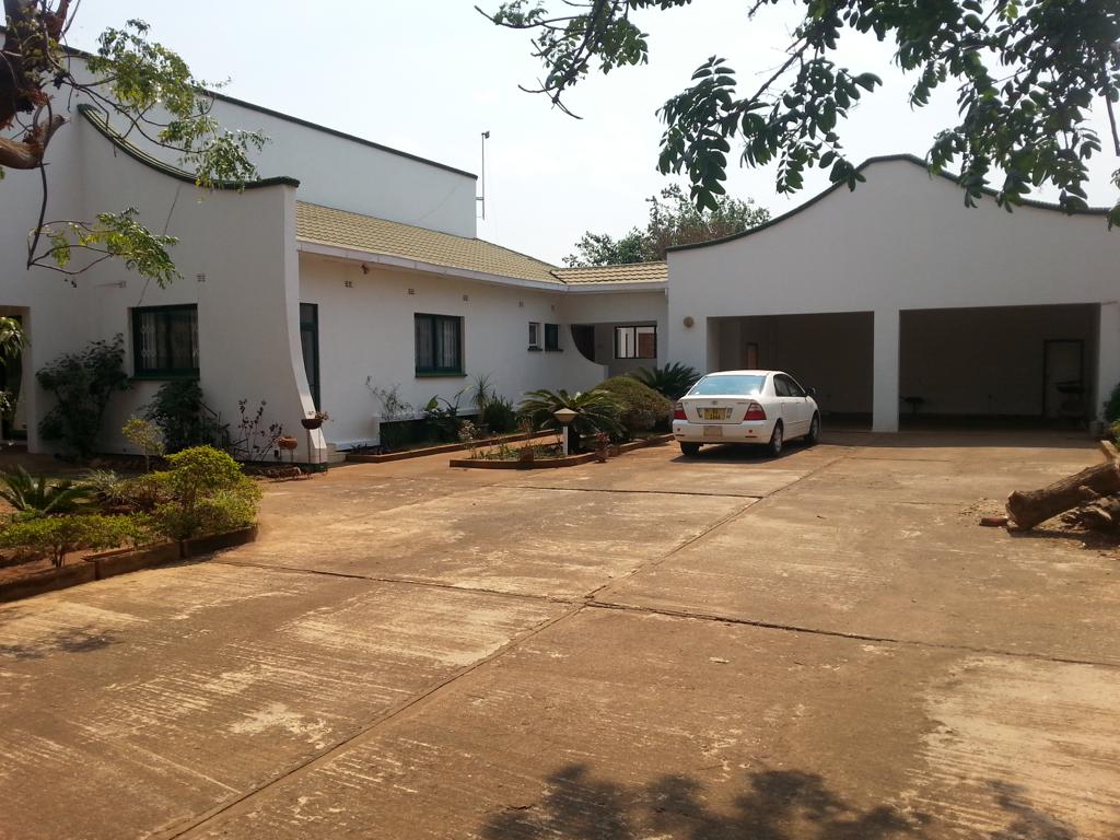 4 Bedroom Executive House To Rent Area 9 Lilongwe ...